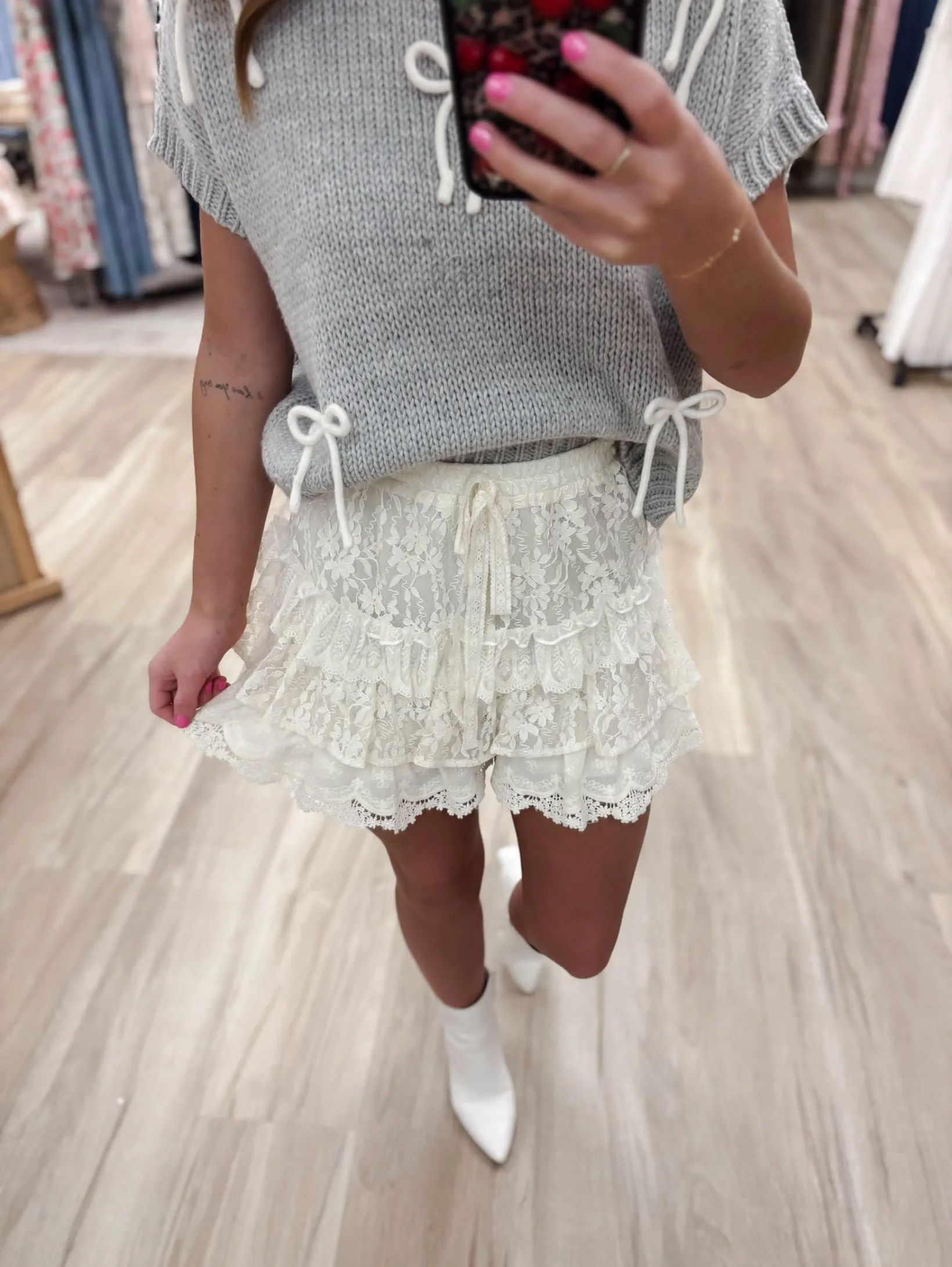 Lace Cream Shorts