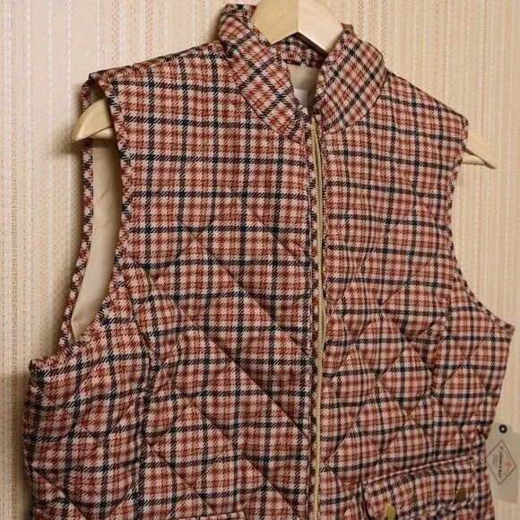 St. John's Bay Quilted Vest - Size Large